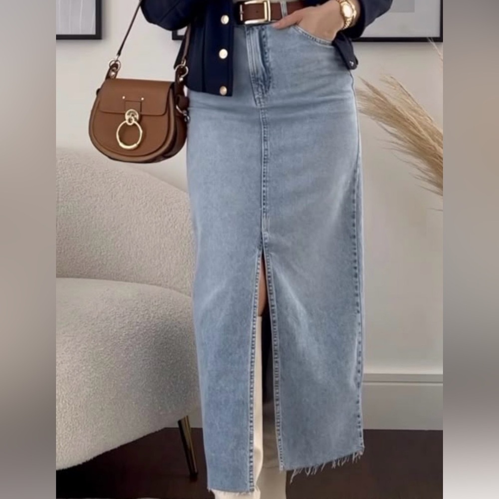 Stylish Blue Denim Women's Jeans